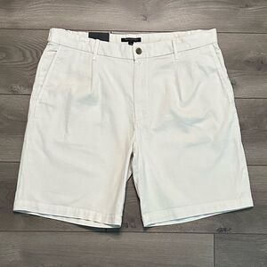 Banana Republic Pleated Tan Casual Shorts‎ Size 36